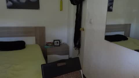 Snapshot of diamon_kataleya chatting on 12.03.25 Melissa My schedule 10pm time Colombia online show from 12.03.25