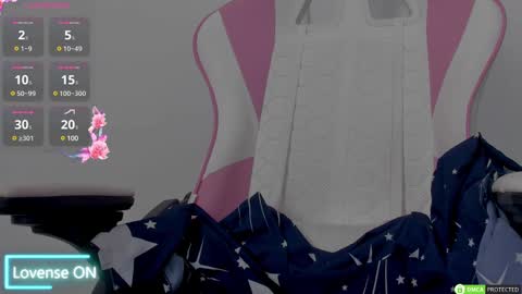 Snapshot of diamond_ava_ chatting on 03.06.25 Thea online show from 03.06.25