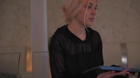 Thea online show from 02.02.26