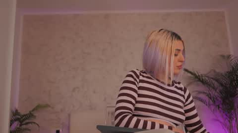 Thea online show from 02.25.26