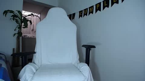 Snapshot of diamond_black00 chatting on 01.05.25 MaSSimo online show from 01.05.25