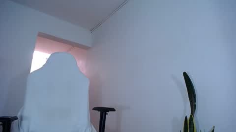 Snapshot of diamond_black00 chatting on 01.17.25 MaSSimo online show from 01.17.25