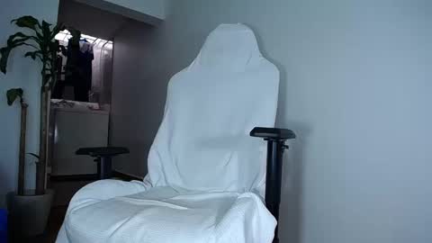 Snapshot of diamond_black00 chatting on 02.08.25 MaSSimo online show from 02.08.25