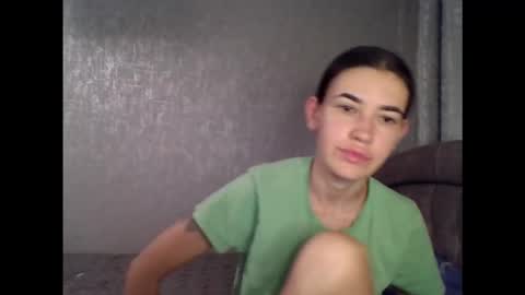 Snapshot of diamond_dana chatting on 10.21.25 Diamond Dana online show from 10.21.25