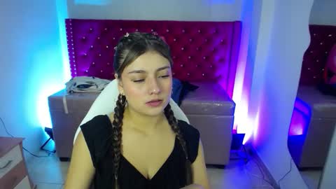 diamond_juliana_ online show from 04.10.26