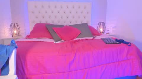 Snapshot of diana_clarck chatting on 11.24.25 Diana Tamayo online show from 11.24.25