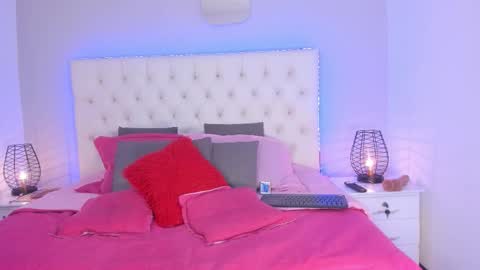 Snapshot of diana_clarck chatting on 11.27.25 Diana Tamayo online show from 11.27.25