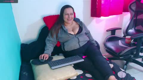 Diana Lozano online show from 04.12.26