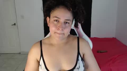 Snapshot of diana_muscle chatting on 06.12.26 diana online show from 06.12.26