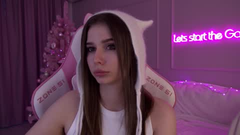 Snapshot of dianabecker chatting on 12.29.24 Diana online show from 12.29.24