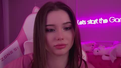 Snapshot of dianabecker chatting on 03.03.25 Diana online show from 03.03.25