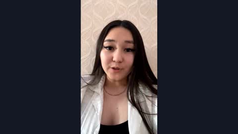 Snapshot of dianaowens chatting on 03.24.26 dianaowens online show from 03.24.26