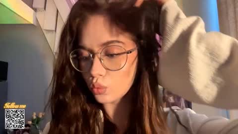 Snapshot of dianaowens chatting on 03.25.26 dianaowens online show from 03.25.26