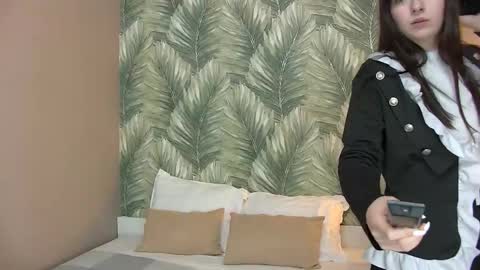 Snapshot of dianapittman chatting on 09.15.25 DianaPittman online show from 09.15.25