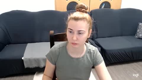 Snapshot of dianasmiey7 chatting on 01.09.25 dianasmiey7 online show from 01.09.25