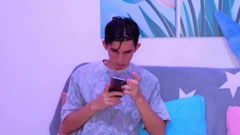 Snapshot of dianayleo chatting on 02.06.26 Ana Leo online show from 02.06.26