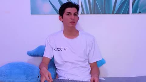 Snapshot of dianayleo chatting on 02.22.26 Ana Leo online show from 02.22.26