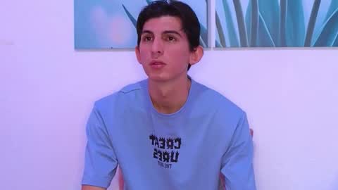 Snapshot of dianayleo chatting on 03.06.26 Ana Leo online show from 03.06.26