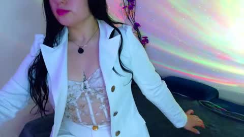 Snapshot of diane_1 chatting on 09.19.25 DIANE online show from 09.19.25