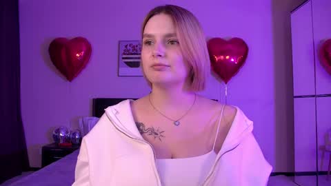 Diane Mills online show from 02.26.25