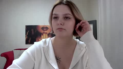 Diane Mills online show from 03.09.25