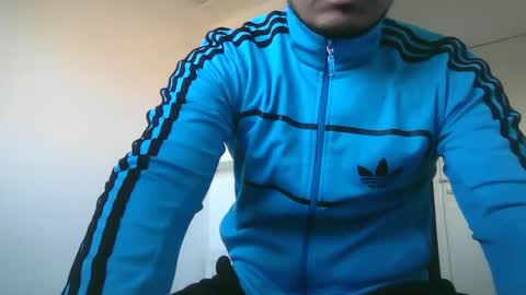 Snapshot of diangohetero21cm chatting on 02.08.25 diangohetero21cm online show from 02.08.25