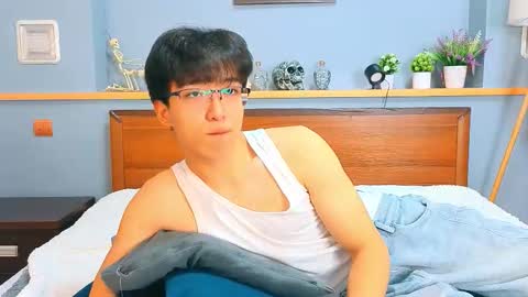 Adam online show from 02.08.26