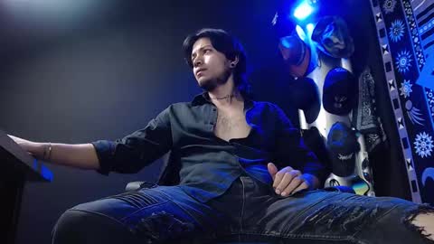 DICAPRIO online show from 03.03.25