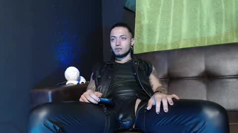 DICAPRIO online show from 05.04.26