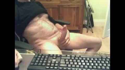 dicdazz1 online show from 12.20.25