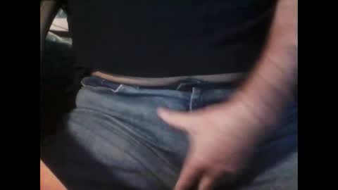 Snapshot of dick185 chatting on 01.21.25 dick185 online show from 01.21.25