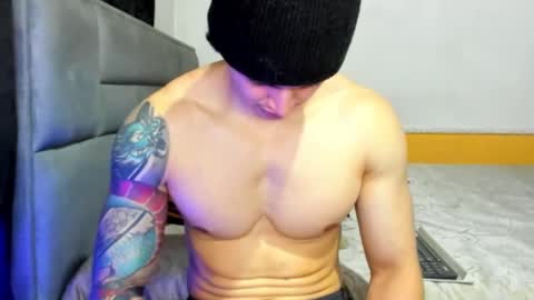 Snapshot of dick_demon_1 chatting on 02.11.25 jhon online show from 02.11.25