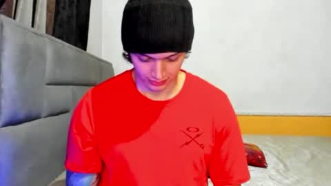 Snapshot of dick_demon_1 chatting on 02.25.25 jhon online show from 02.25.25