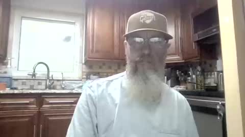 Snapshot of dick_feelsgood chatting on 10.31.25 Dick Feelsgood online show from 10.31.25