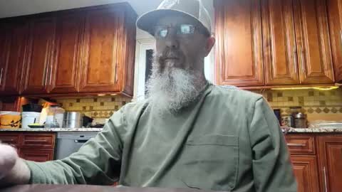 Snapshot of dick_feelsgood chatting on 12.15.25 Dick Feelsgood online show from 12.15.25