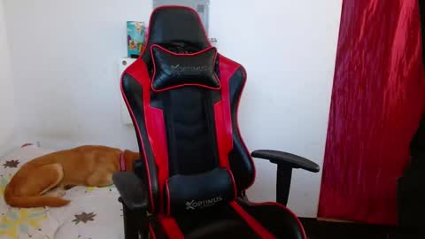 dick_monster23cm online show from 12.17.24