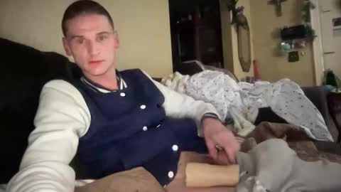 DickABitchDown  Alexys real spanishmami online show from 12.04.25