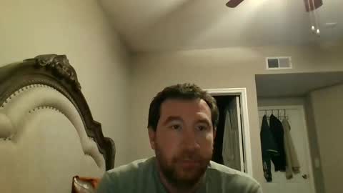 Snapshot of dickblogger chatting on 12.16.25 dickblogger online show from 12.16.25