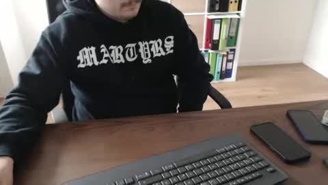 dickeeier96 online show from 04.13.26