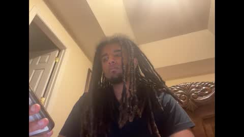 Snapshot of dickslober chatting on 09.30.25 9inch BBC2020 online show from 09.30.25