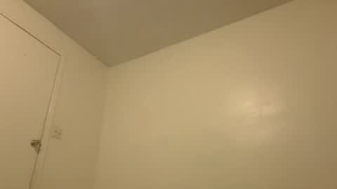 Snapshot of dicktracey007 chatting on 01.28.25 dicktracey007 online show from 01.28.25