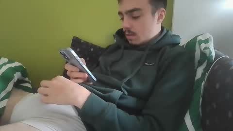 Snapshot of didiery668974 chatting on 10.27.25 didiery668974 online show from 10.27.25