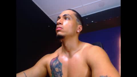 Snapshot of diego__cruz chatting on 02.25.25 Diego online show from 02.25.25