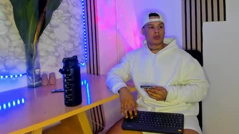 diegomiller_ online show from 02.11.26