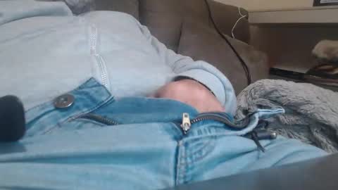 Snapshot of diegovlc chatting on 03.15.26 DiegoVLC online show from 03.15.26