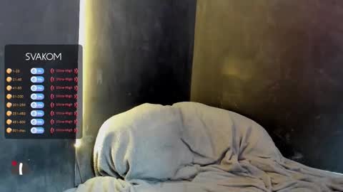 Snapshot of diemond_latinx98 chatting on 10.11.25 diemond_latinx98 online show from 10.11.25