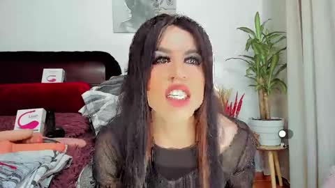 Snapshot of difiortiffany chatting on 03.11.25 difiortiffany online show from 03.11.25