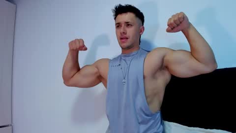 Snapshot of dilan_coy chatting on 01.22.25 Dilan Coy online show from 01.22.25