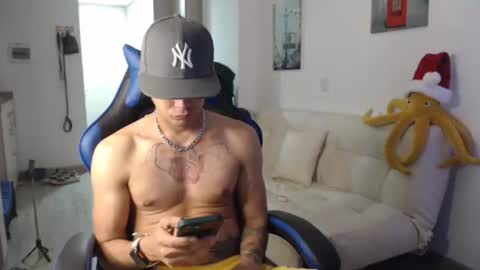 dilanxxx8888 online show from 12.14.25