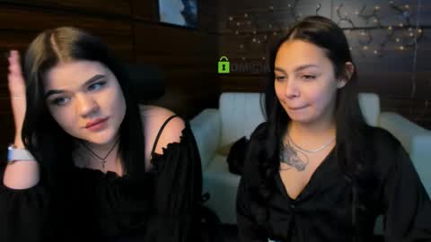 Snapshot of dilara_best chatting on 02.10.25 Dilyanude in pvt online show from 02.10.25